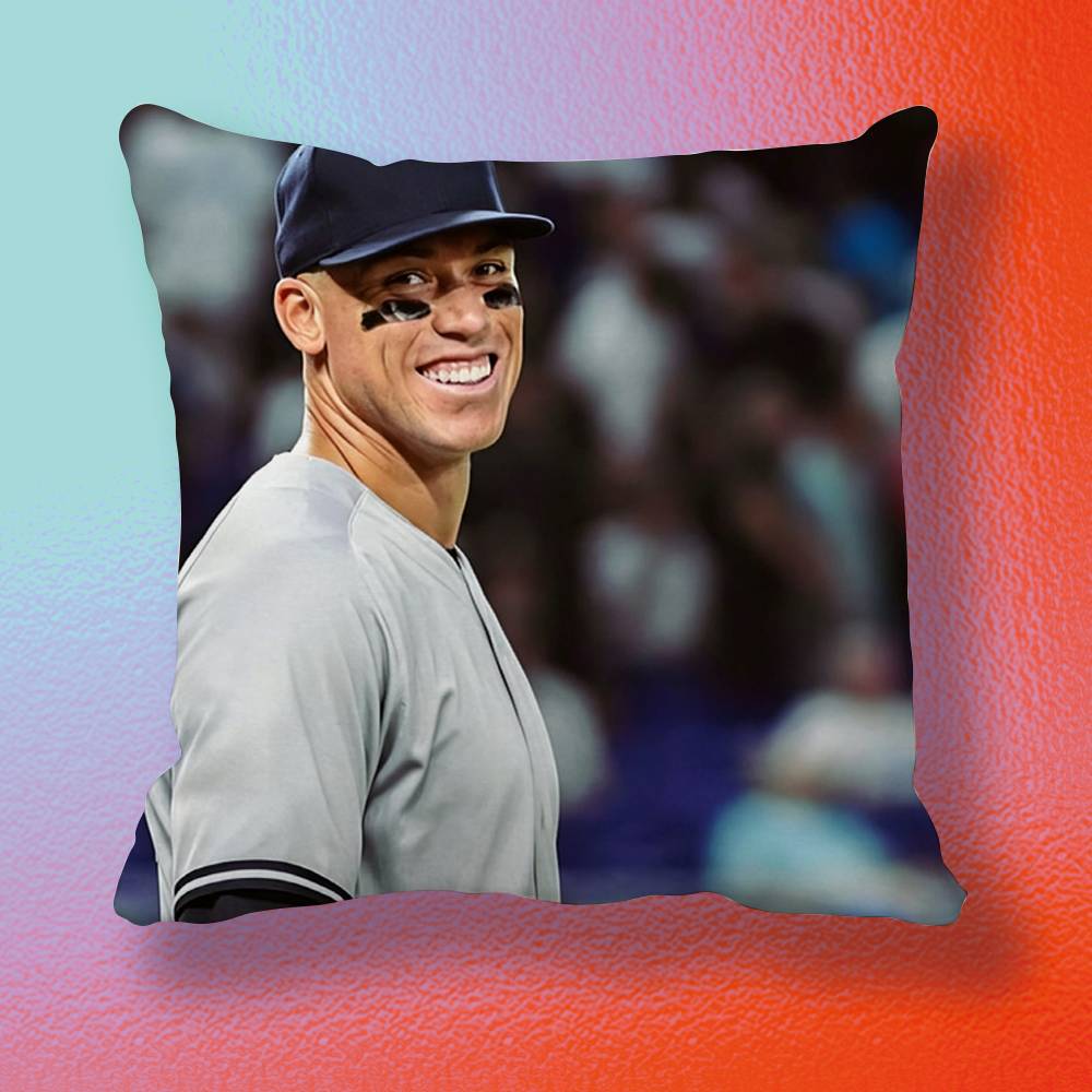 A-Aaron Judge   Pillow cover g - Home Textiles Definition ulasan dan harga
